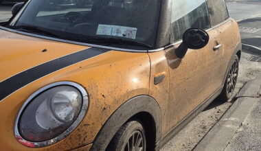 Car owner gives cheeky thieves 'mini' ultimatum