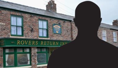 Coronation Street fans spot major clue to who *doesn't* die in flashforward mystery