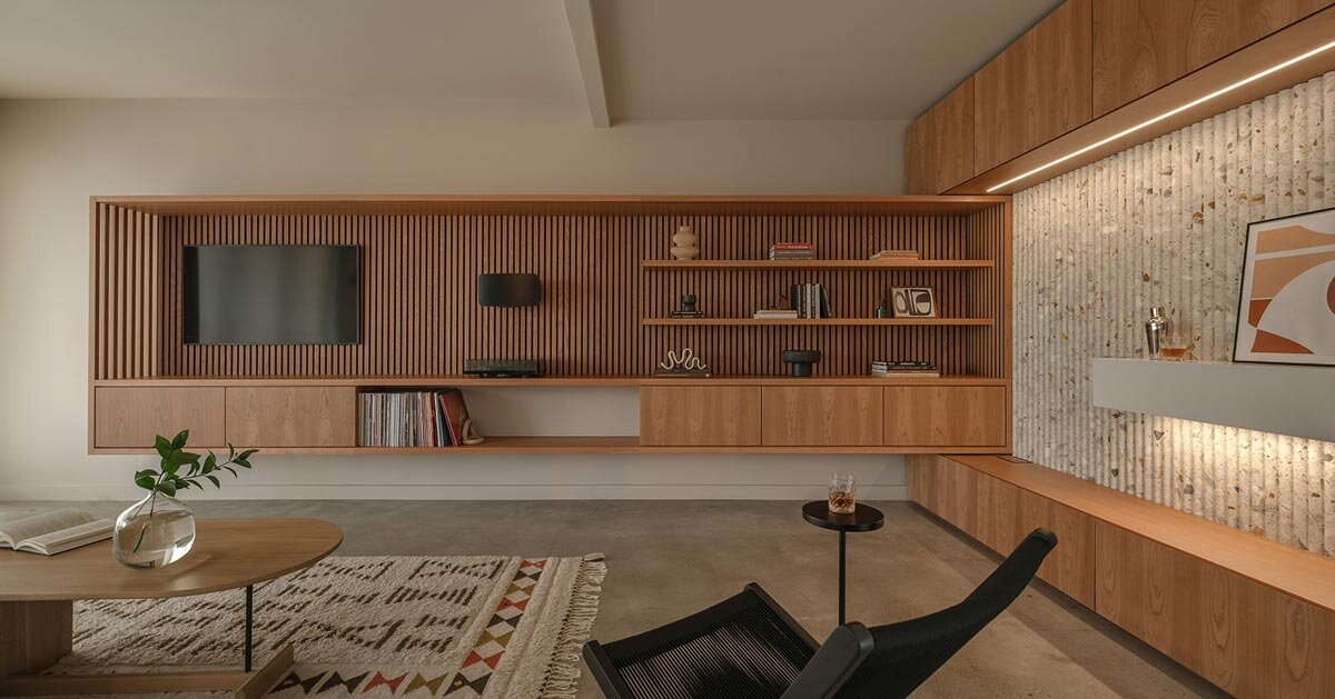 interlocking millwork volumes reshape brooklyn apartment