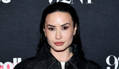 Demi Lovato Talks Reuniting With Selena Gomez & Joe Jonas at ‘It’s Not That Deep Tour’ | Demi Lovato, Joe Jonas, Selena Gomez | Celebrity News and Gossip | Entertainment, Photos and Videos