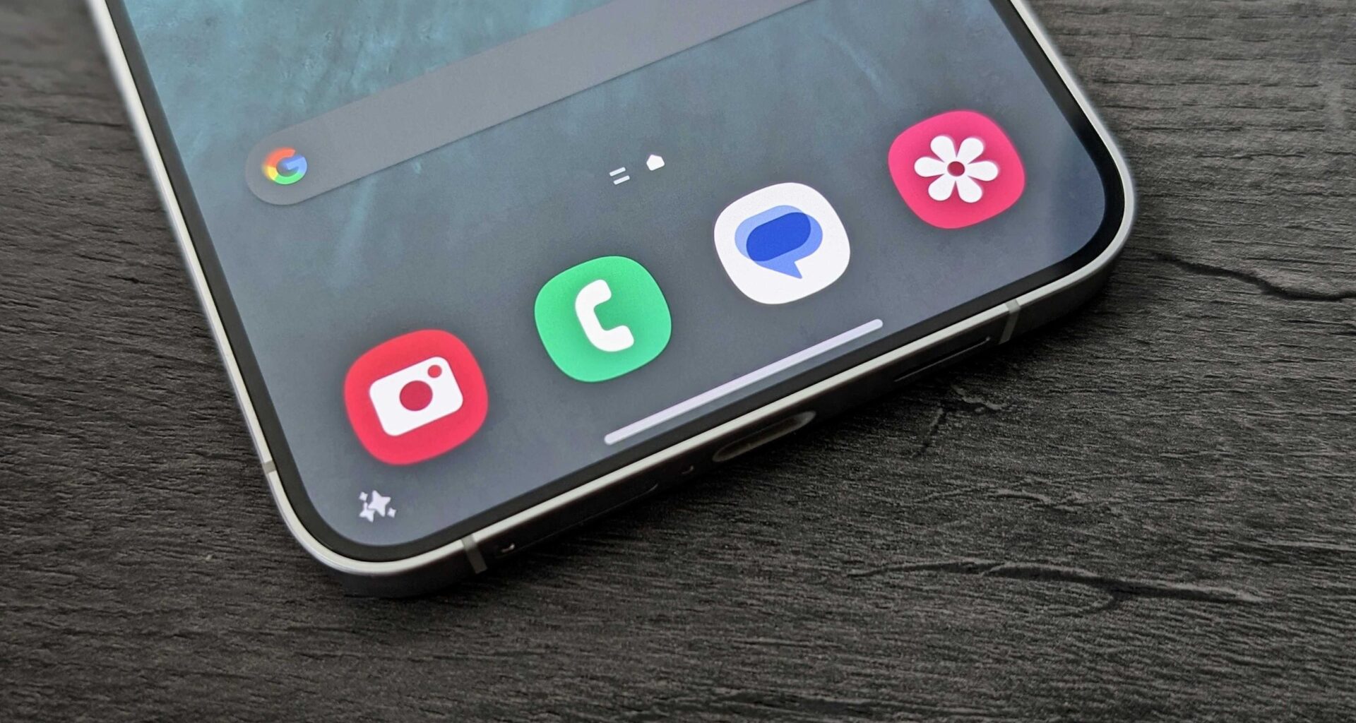We asked, you answered: Android users pick between gestures and 3-button navigation, and the top choice might surprise you