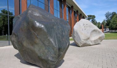 Antony Gormley sculpture quietly removed and sold off by UK council - The Art Newspaper