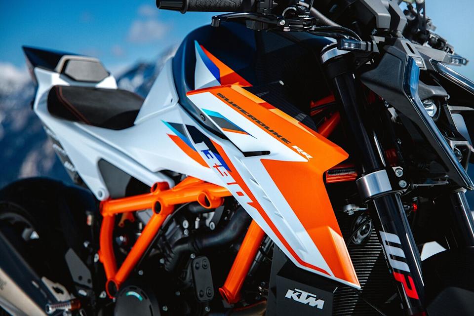 2026 ktm 1390 super duke rr first look