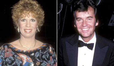 “Pyramid ”Producer Recalls How an NSFW Joke Was Born of Dick Clark and Vicki Lawrence's Fictitious On-Air Feud