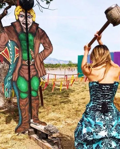 Channing Tatum's daughter Everly in a blue corset dress at a Renaissance fair with her dadCredit: Instagram/Channing Tatum