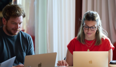 Breaking Content & SEO Silos To Build Entity Authority in AI Search