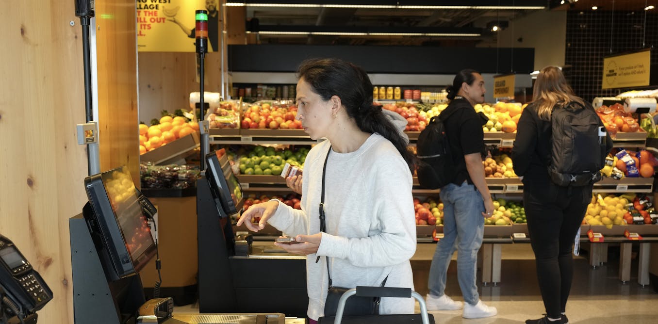 Here’s how Canadian households can recession-proof finances as economic uncertainty climbs