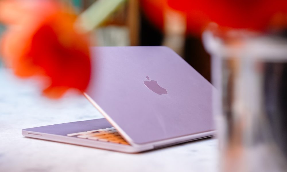 Get a free Apple Watch SE 2 with your MacBook Neo purchase