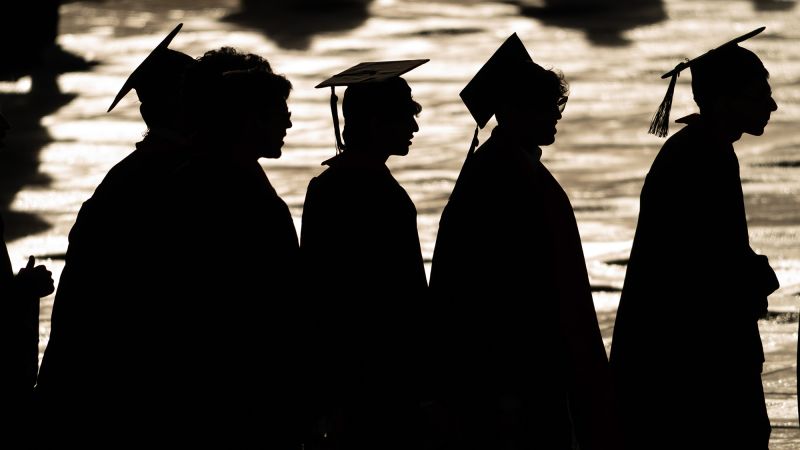 It’s time for students to start committing to colleges. The age of AI is making it complicated