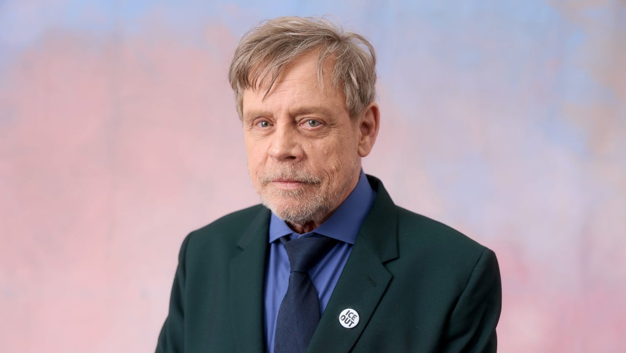 Mark Hamill Says New Lucasfilm Boss Dave Filoni His Seal of Approval