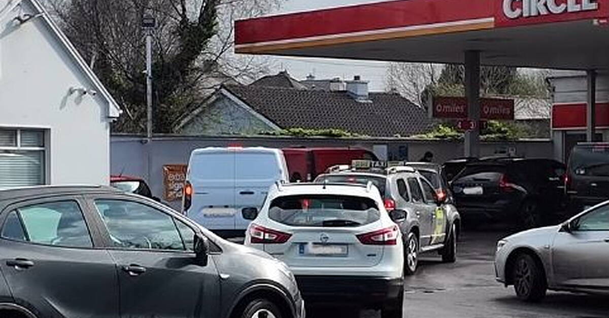 Gridlock at filling stations throughout Kerry amid fears of fuel shortages