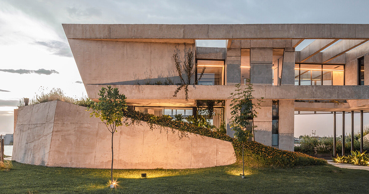 grizzo studio's 'casa lomadas' shaped by folded concrete in argentina