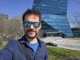 Selfies comparison: Galaxy S26 Ultra - 23mm, f/2.2, ISO 40, 1/1399s (4000x3000px) - Samsung Galaxy S26 Plus vs. Galaxy S26 Ultra