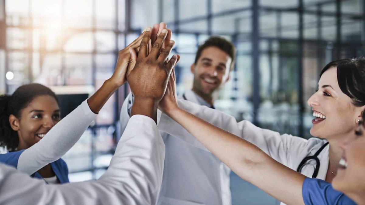 2 classy ASX healthcare stocks to buy before the next market surge