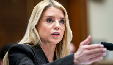 Donald Trump has sacked Pam Bondi as US attorney general · TheJournal.ie