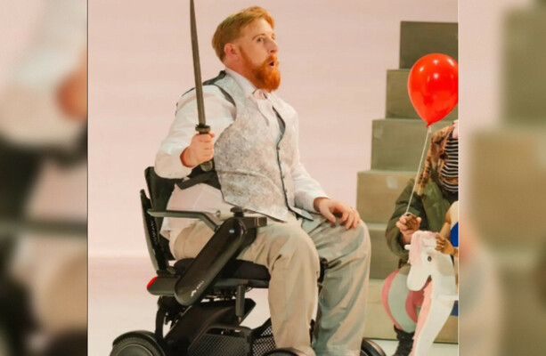 'Titan of a ginger haired man': Tributes paid after death of 35-year-old Belfast actor Michael Patrick - The Journal