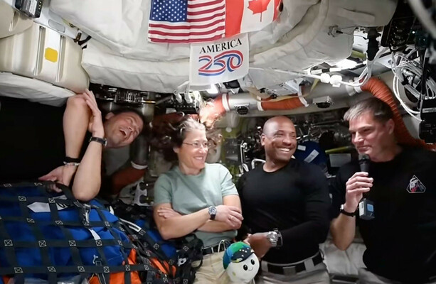 'Chills': Artemis astronauts say lunar flyby still washing over them - The Journal