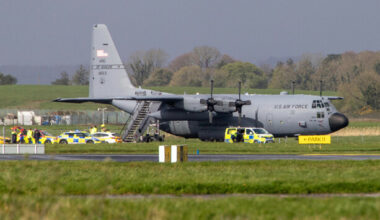 Man attacked US military airplane with hatchet at Shannon Airport this morning - The Journal