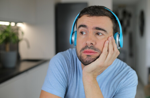 Radio 1 changed the music for all of its shows (and it's pushing us all closer to the brink) - The Journal