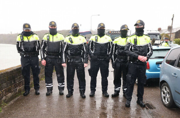 Commissioner 'appalled' as gardaí who policed protests are doxxed and threatened online - The Journal