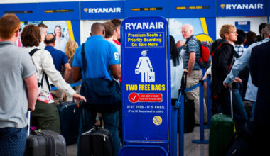Check-in and bag drop desks for Ryanair flights will close earlier from November