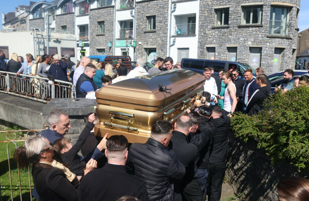 'Heartbroken' brother of Scarlett Faulkner laid to rest a week after sister's death - The Journal