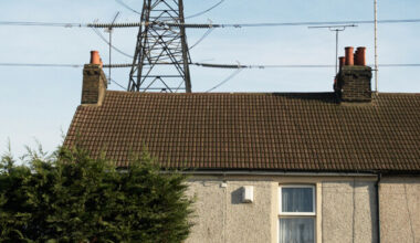 High electricity prices discouraging homeowners from investing in heat pumps