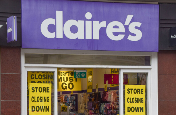 Claire's Accessories shuts all Ireland and UK stores with 1,300 redundancies - The Journal