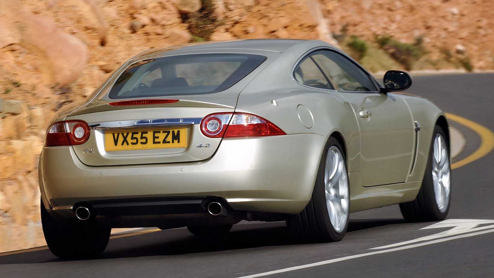 2007 Jaguar XK rear, three-quarter