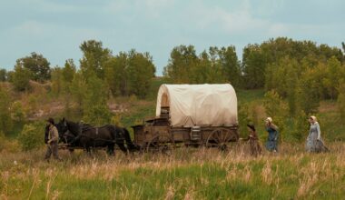 See First Trailer for Netflix Reboot