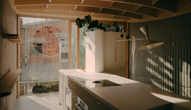 LLDS reworks 'northcote house' with robotically-milled interiors