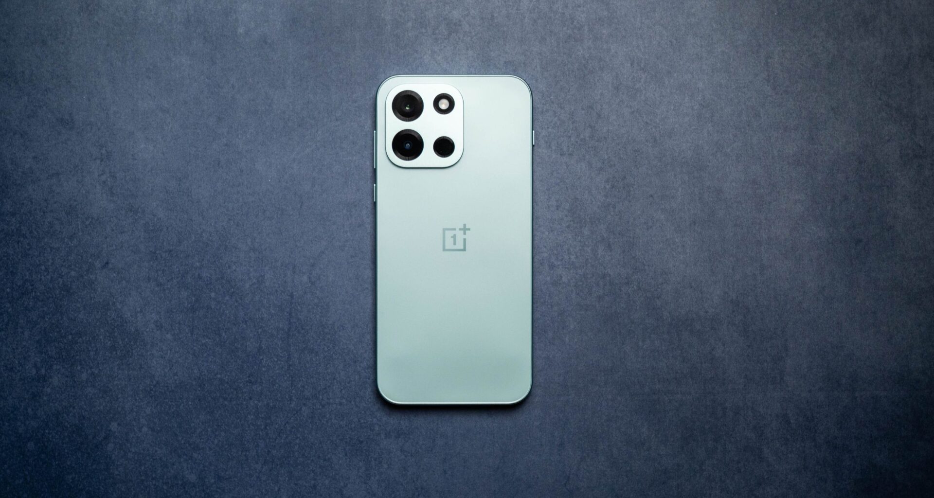 There's no doubt — the OnePlus Nord 6 is the battery champion of 2026