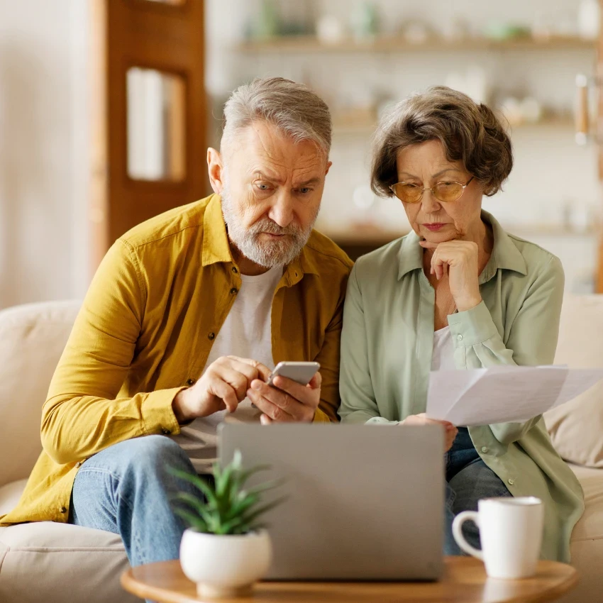 elderly couple worried about their retirement savings plan