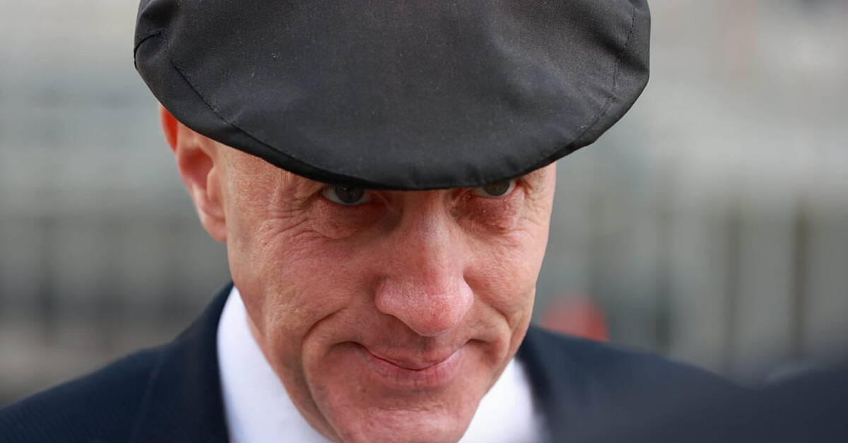 Michael Healy-Rae resigns over Government handling of fuel protests