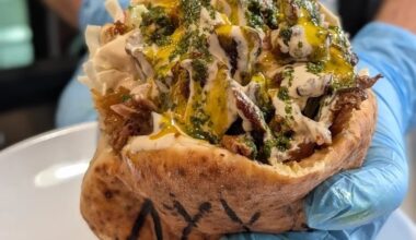 Modern Kosher Israeli “Middle Feast” Opens in Teaneck • YeahThatsKosher