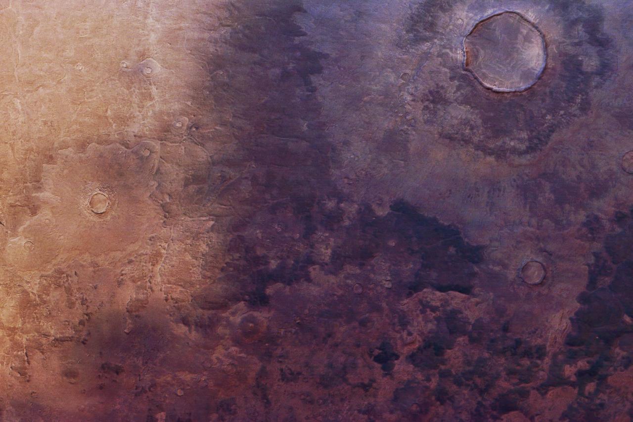 Dark volcanic minerals are steadily claiming more ground within the Utopia Planitia basin on Mars, April 15, 2026. (Courtesy of ESA/DLR/FU Berlin)