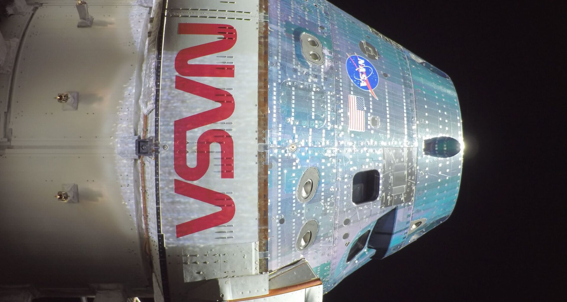 Artemis 2 astronauts — now halfway to the moon — report 'burning smell' from toilet, but everything's fine