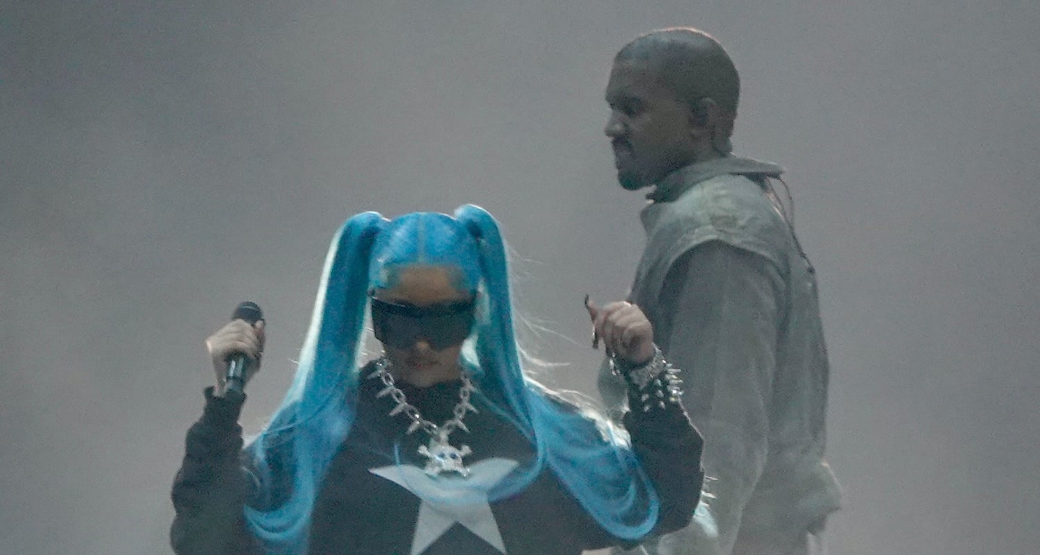 North West Joins Dad Kanye West on Stage During First Show at SoFi Stadium | Kanye West, North West | Celebrity News and Gossip | Entertainment, Photos and Videos