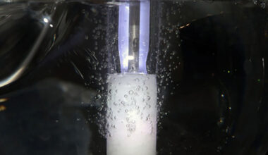 Research shows how bursts of plasma convert methane into methanol without high heat and pressures