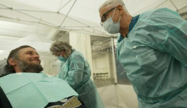 RAM's free clinics full of needy patients, but slowed by red tape