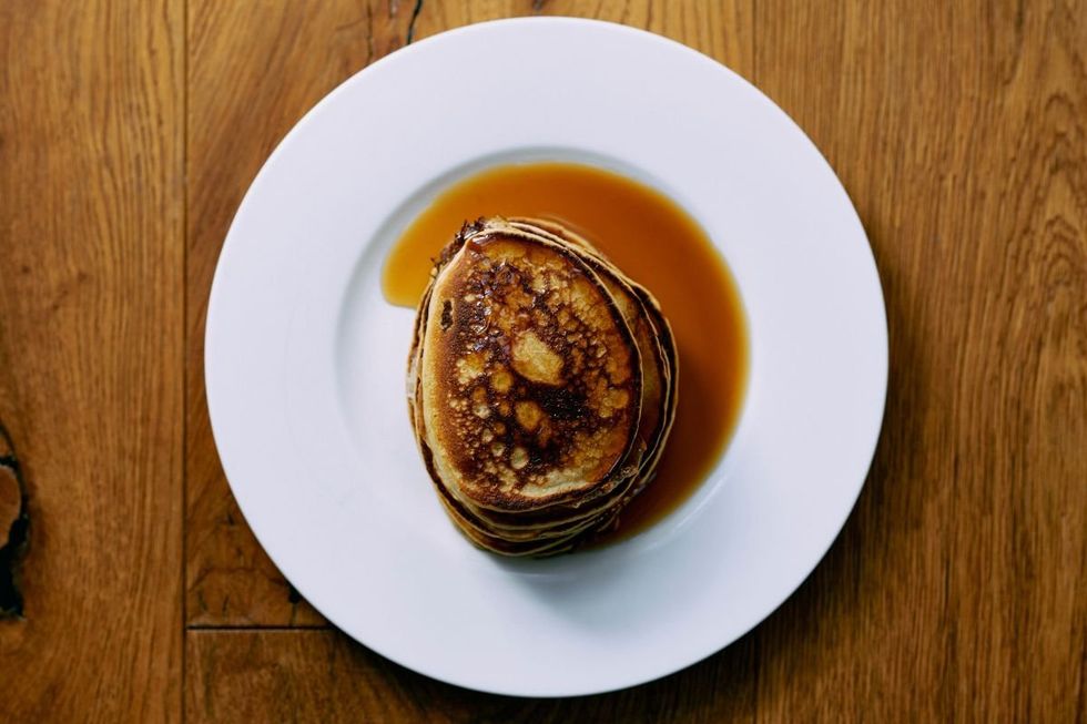 PANCAKE WITH MAPLE SYRUP