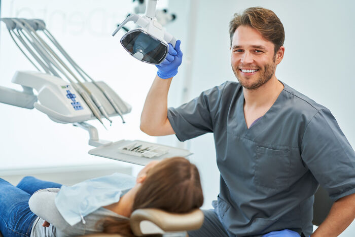 Surgical Staff Reveal 37 Absolutely Unhinged Things Patients Confessed While Under Sedation