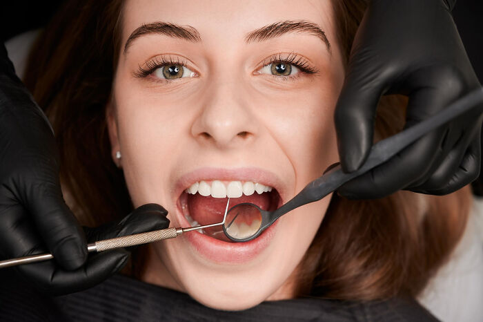 Surgical Staff Reveal 37 Absolutely Unhinged Things Patients Confessed While Under Sedation