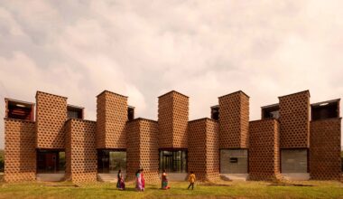 Petti restaurant in India by Wallmakers