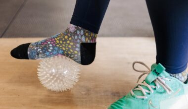 6 stretches to relieve plantar fasciitis pain, according to a physical therapist