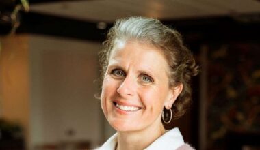 ‘We had to get to know each other again’ – Catherine Carr on being separated from her sister at 11 and ‘messy’ sibling relationships