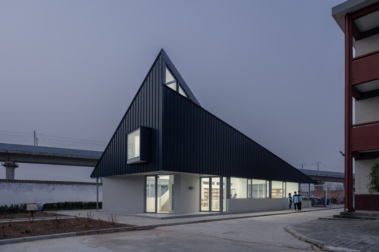 Samsung Library No. 3, supported by the Shaanxi Hope Project / Wall Architects of XAUAT - Exterior Photography