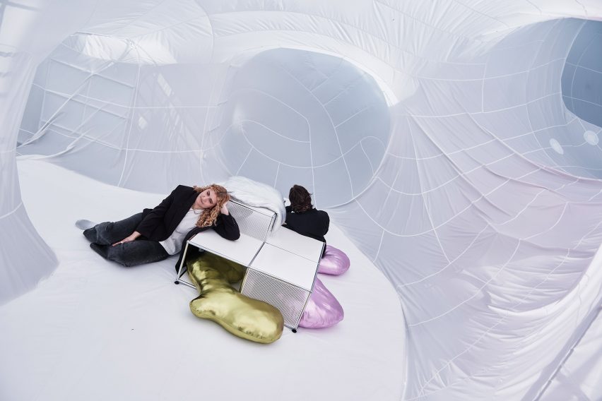 Inside of Renaissance of the Real installation by Snøhetta and Annabelle Schneider for USM