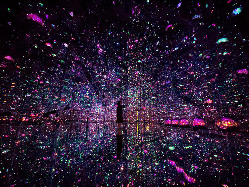 teamLab explores 'borderless continuity' in evolving worlds of perception - 5