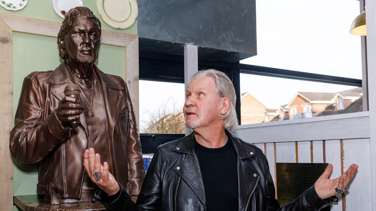 Mould Me Now! Johnny Logan bust unveiled in Ashbourne